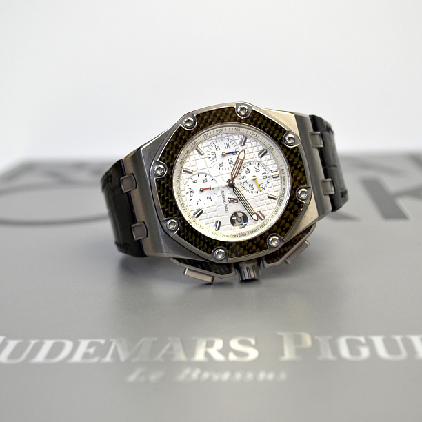  Royal Oak Offshore Juan Pablo Montoya LE 44 mm