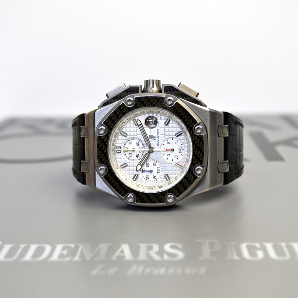  Royal Oak Offshore Juan Pablo Montoya LE 44 mm